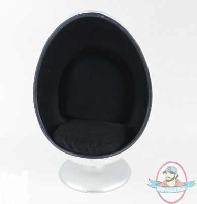 MEN IN BLACK EGG CHAIRS  LAWN CHAIRS AND LOUNGERS